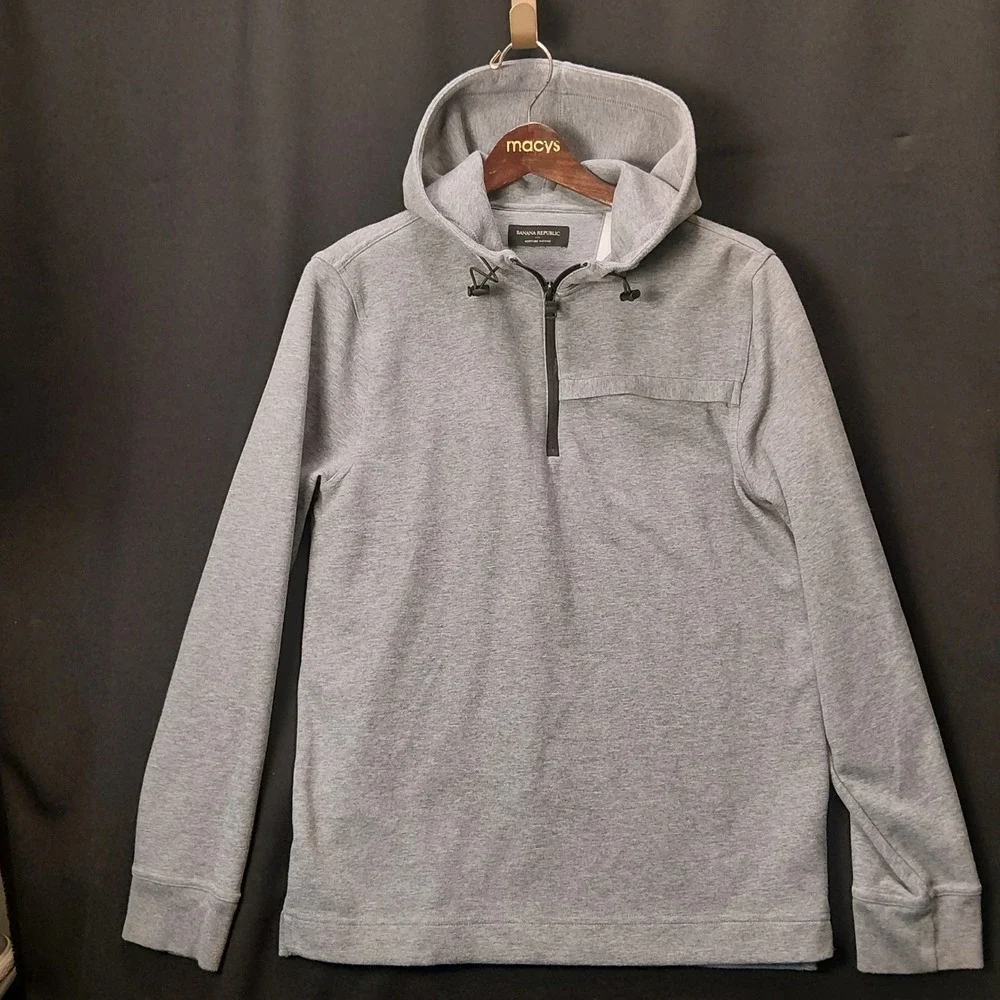 Banana Republic Medium Moisture Wicking Bungee Hoodie Grey Quarter Zip Pullover